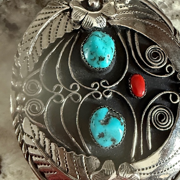 Silver and Turquoise Statement belt buckle - Picture 4 of 4
